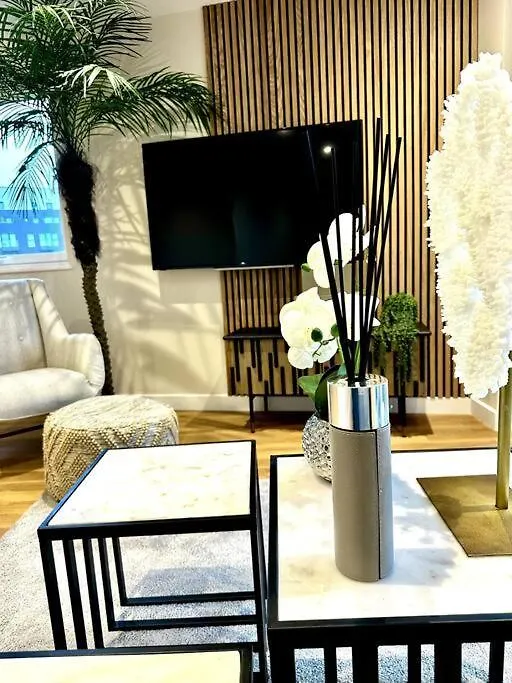 Exclusive Marina View Apartment Free Parking Cardiff